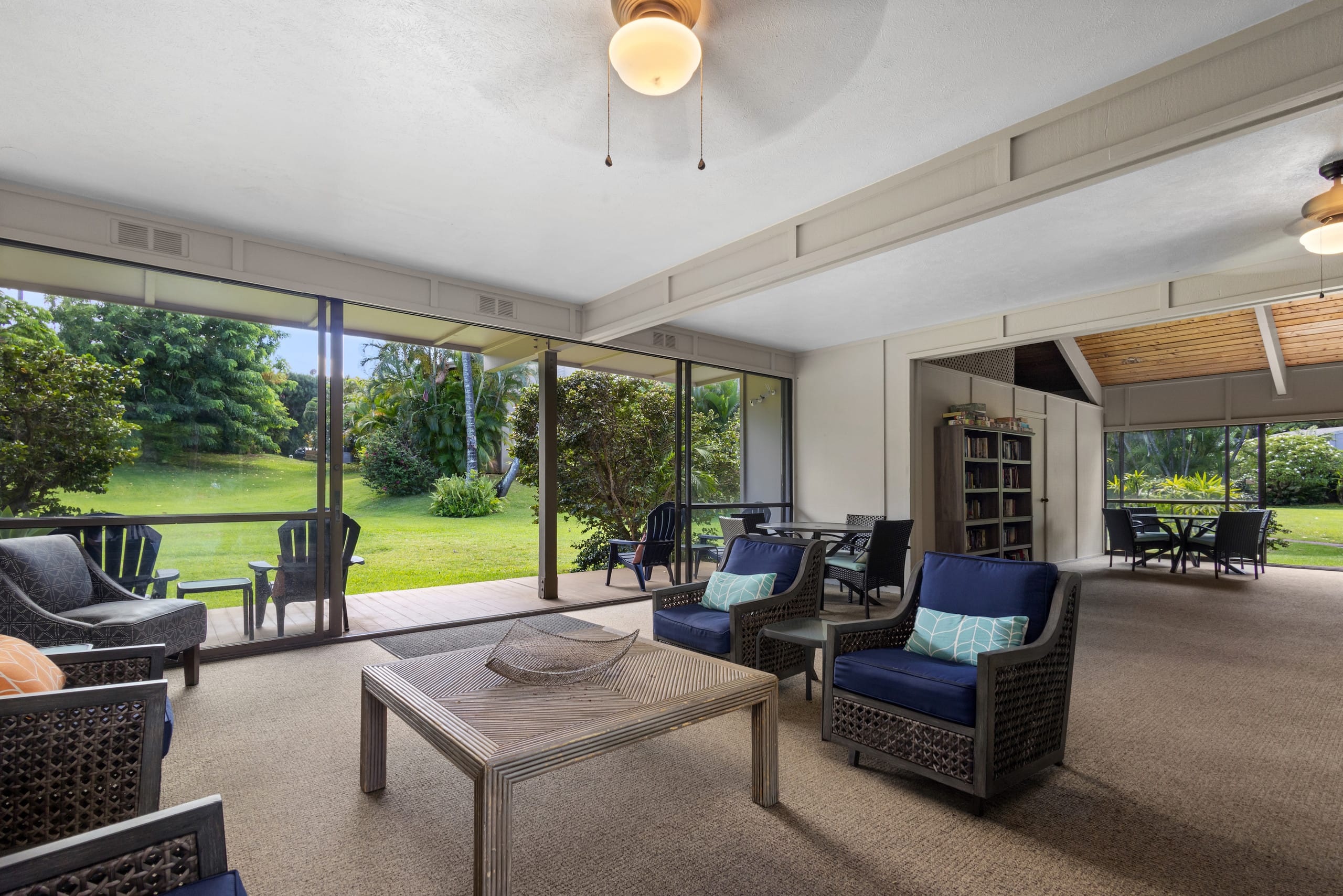 Direct Oceanfront Beach Pohailani Studio - Image 46