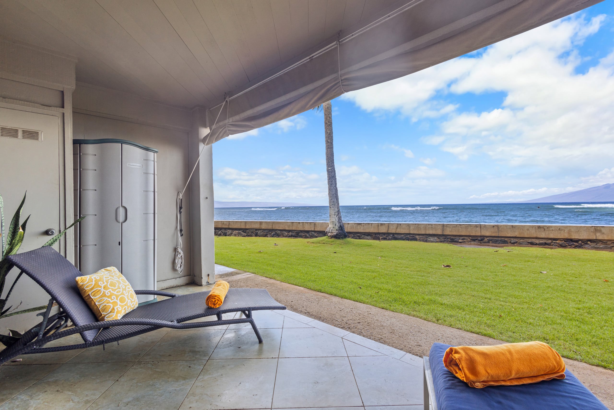 Direct Oceanfront Beach Pohailani Studio - Image 12