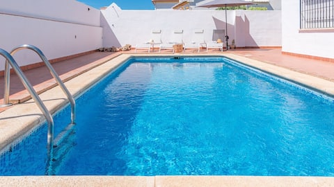 Pradosol Alcaucín House by Ruralidays