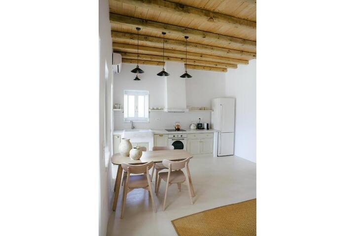 Agapi home gallery image 4