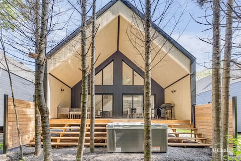 The Milos – Peaceful Escape – Pet Friendly