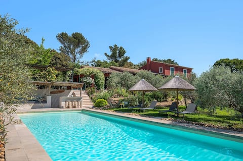 Le Mas Elaïa, family haven with pool