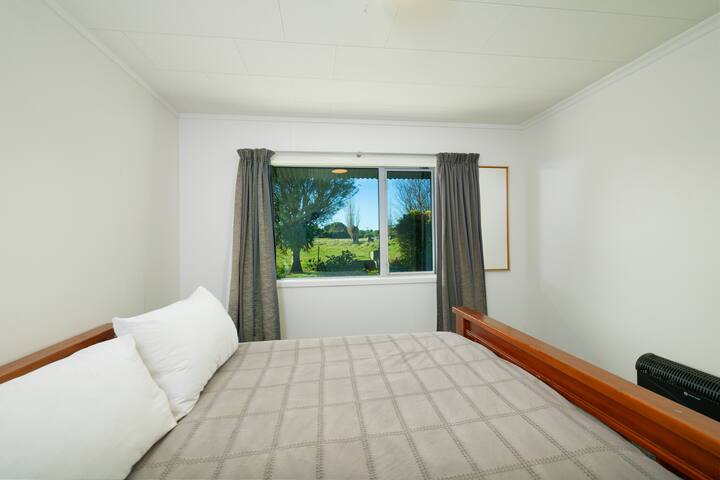 საძინებელი 4