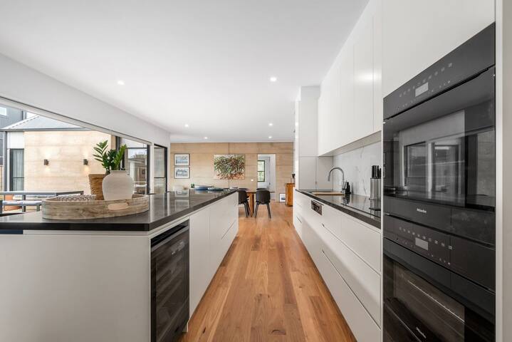 Mintaro – Point Lonsdale gallery image 2