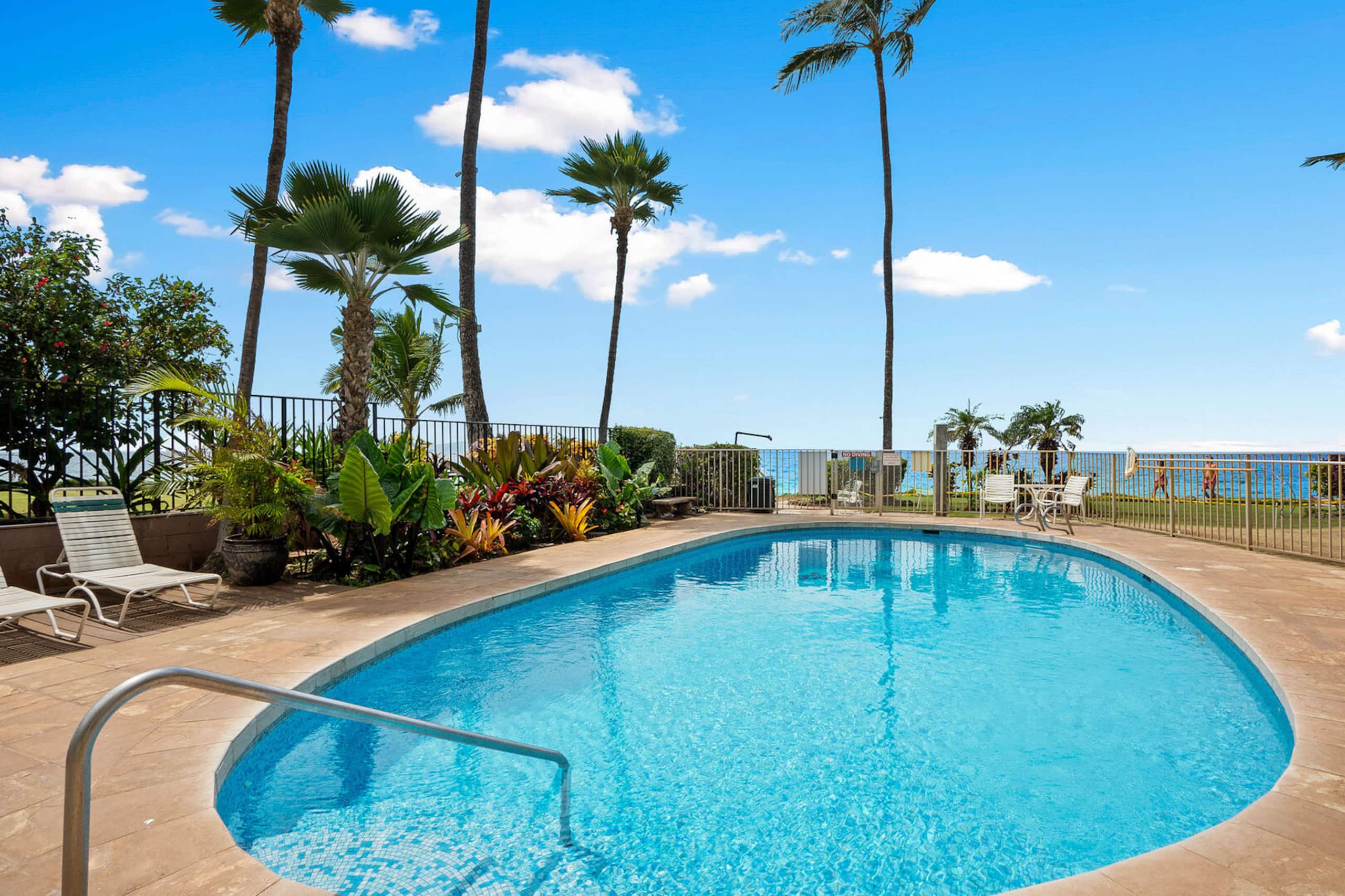 Condo in Kihei · ★5.0 · 2 bedrooms · 4 beds · 2 private baths - Image 32