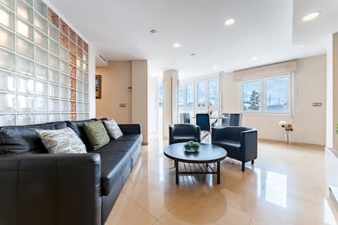 Top Airbnb: MalagaSuite River Views Center in Plaza De Toros Vieja