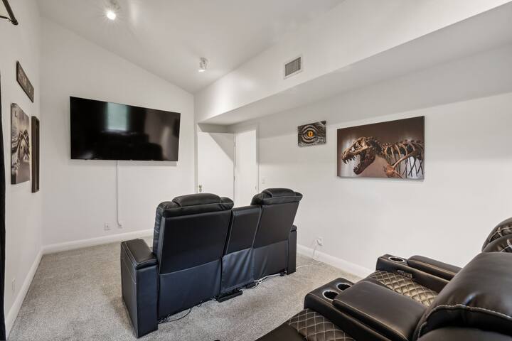 Luxury in Belle Meade | Mansion with Hot Tub gallery image 4