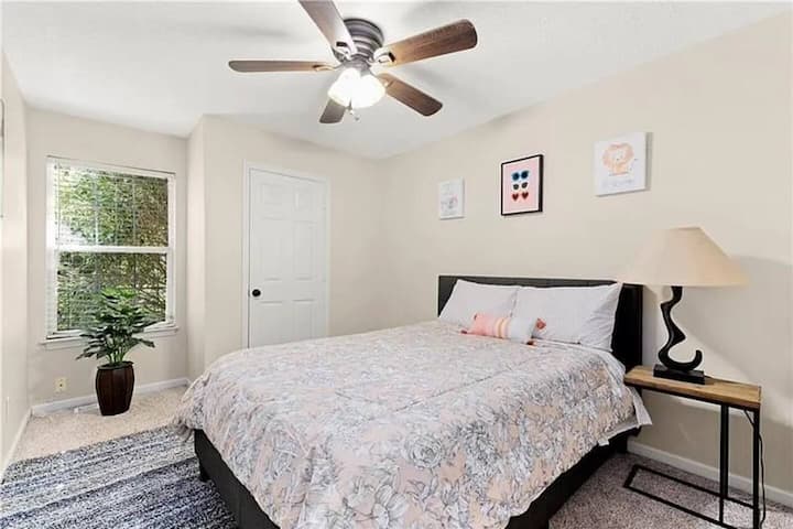 საძინებელი 1