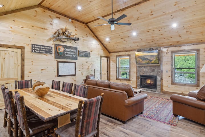 Parkside Cabin Rentals managed Airbnb listing 3
