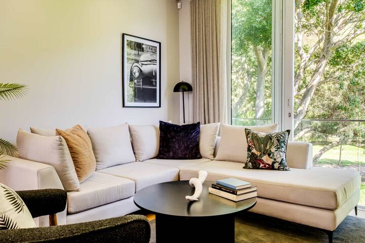 Ultimate Escape in Vibrant De Waterkant at Ishani gallery image 2