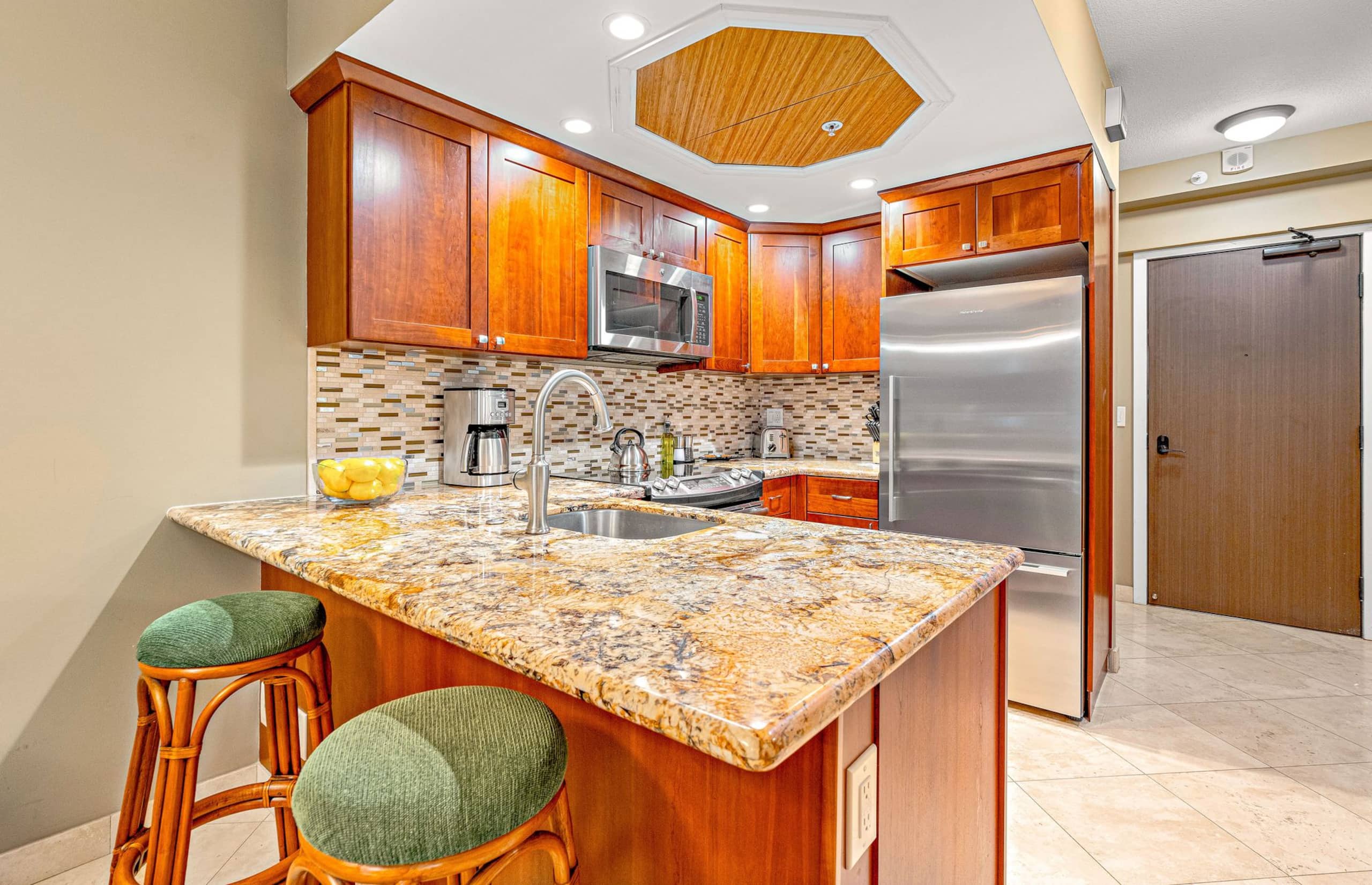 Condo in Lahaina · ★5.0 · Studio · 2 beds · 1 bath - Image 8