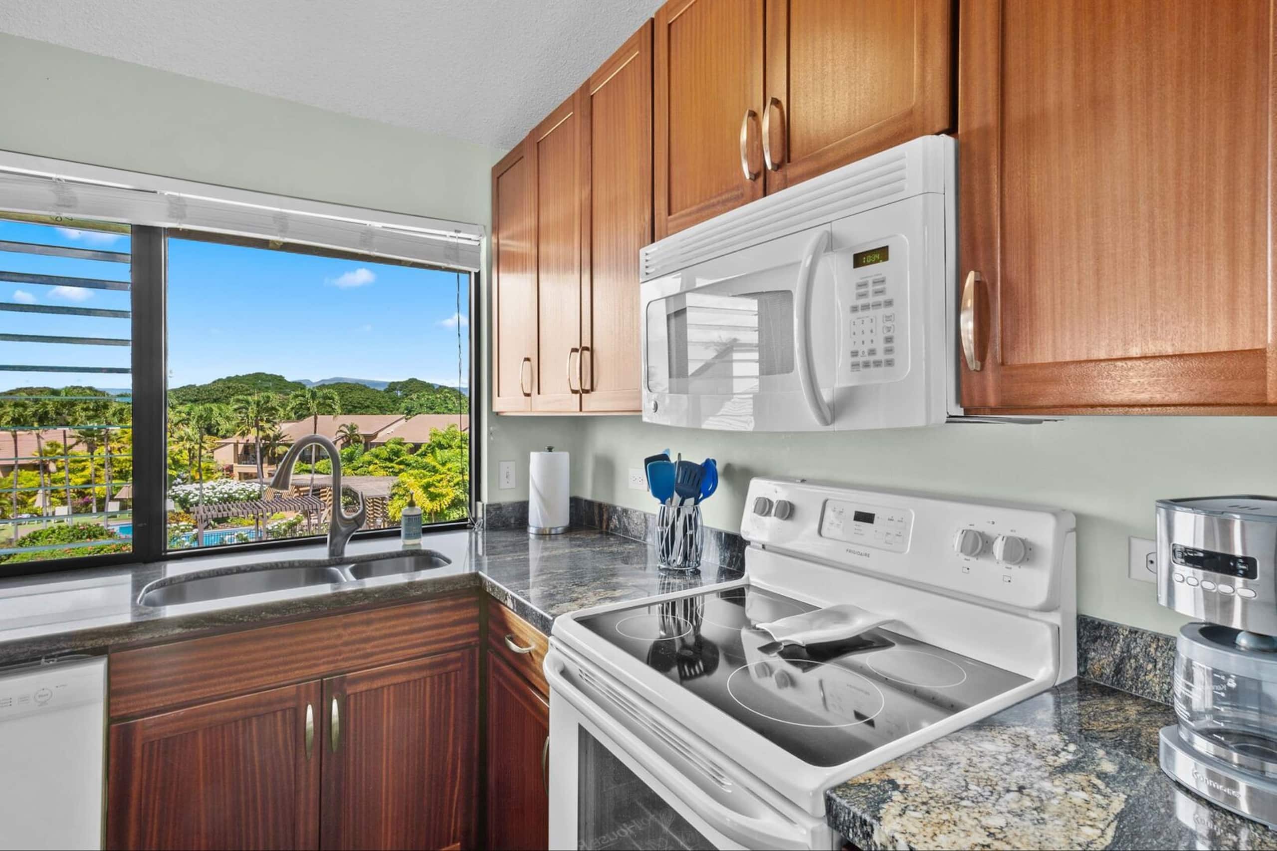 Condo in Kihei · ★5.0 · 1 bedroom · 1 bed · 2 baths - Image 16