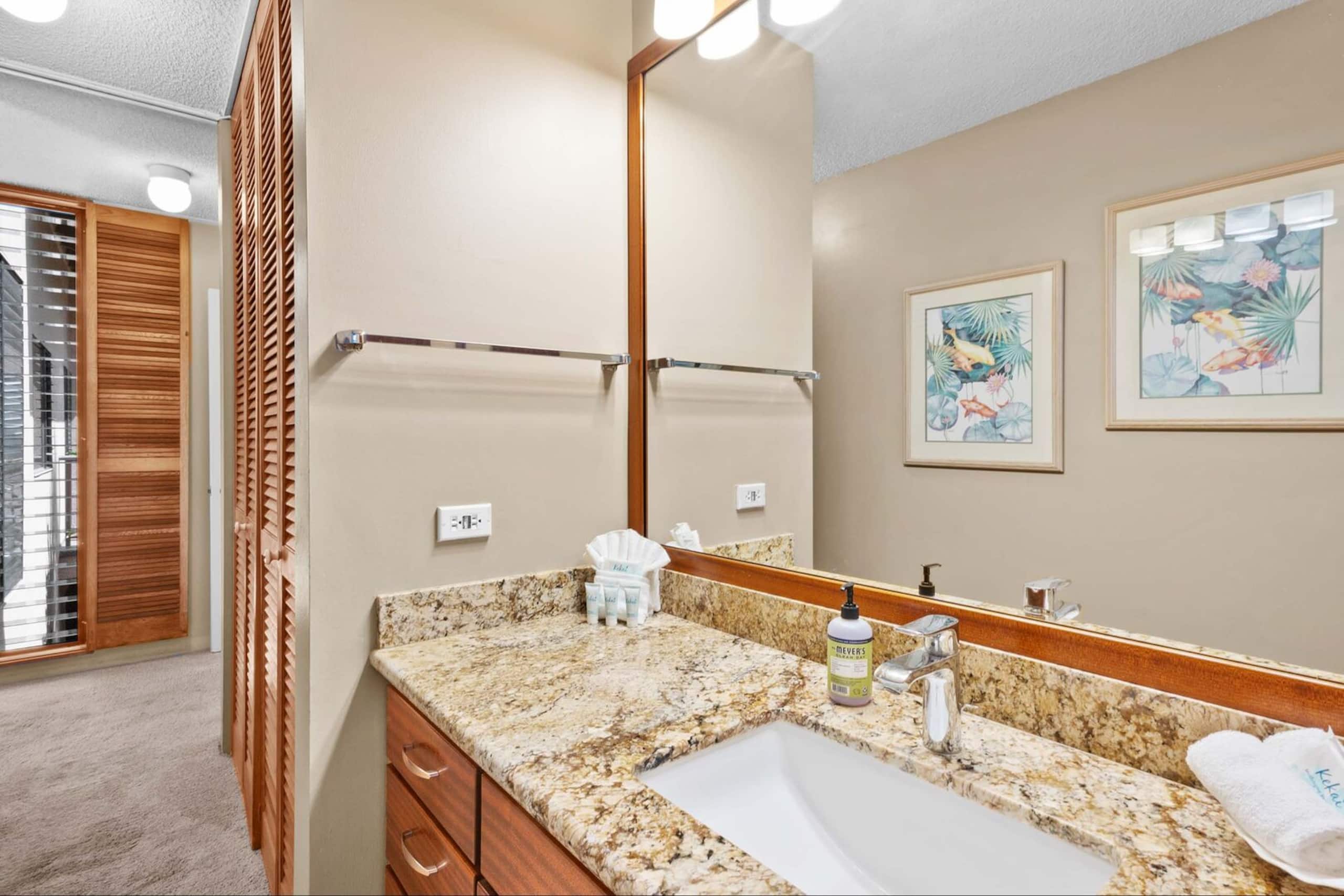 Condo in Kihei · ★5.0 · 1 bedroom · 1 bed · 2 baths - Image 21