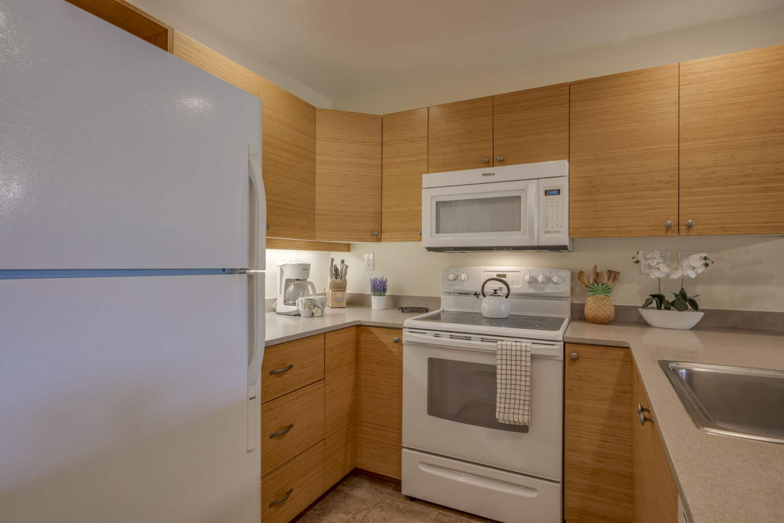 Condo in Kihei · ★4.71 · 2 bedrooms · 3 beds · 2 private baths - Image 8