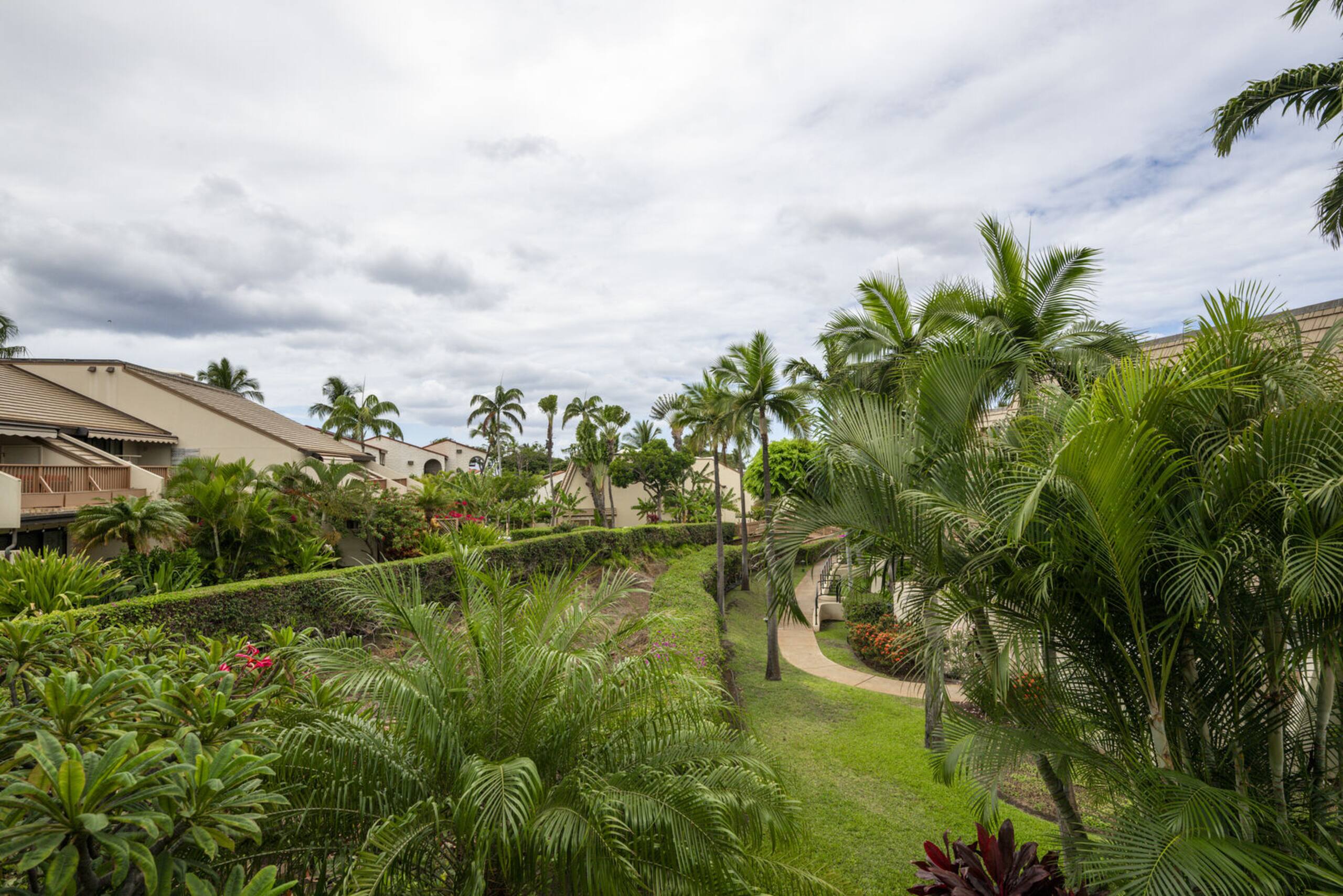 Condo in Kihei · ★4.71 · 2 bedrooms · 3 beds · 2 private baths - Image 42