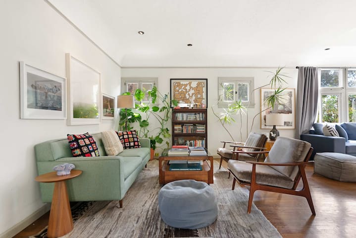 Maltman Manor | Silver Lake Hideaway by Colby & Co