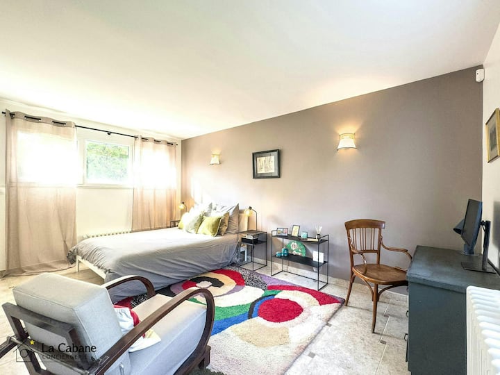 Spálňa 1 - 19 m ² spálňa a dvojitá expozícia