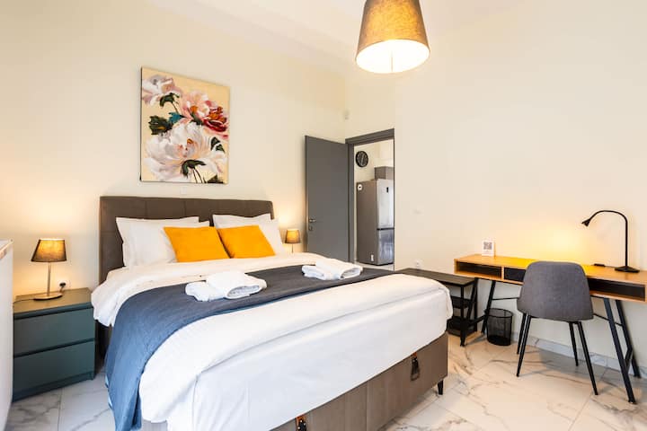 مساحة غرفة النوم - سرير مزدوج مريح