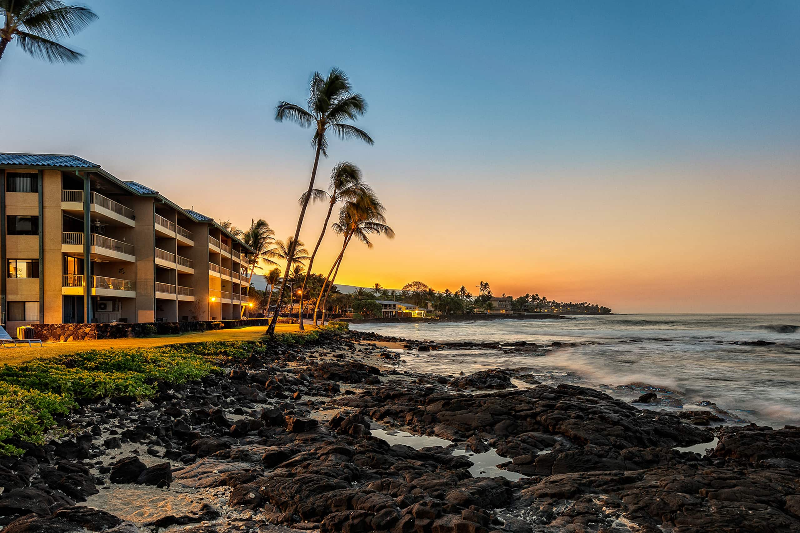 Condo in Kailua-Kona · ★5.0 · 1 bedroom · 2 beds · 1 shared bath - Image 24