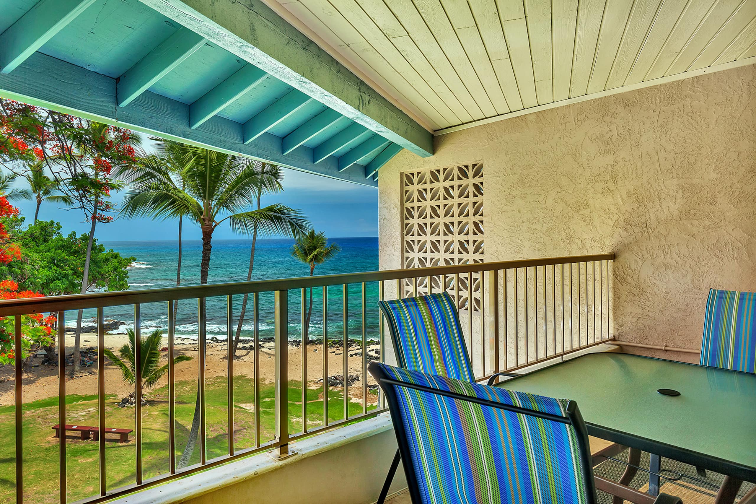 Condo in Kailua-Kona · ★4.5 · 1 bedroom · 2 beds · 1 shared bath - Image 1