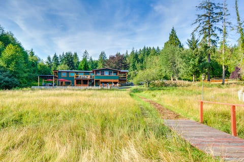 Puget Sound Views, 8.5 Acres! Luxury Outdoor Oasis