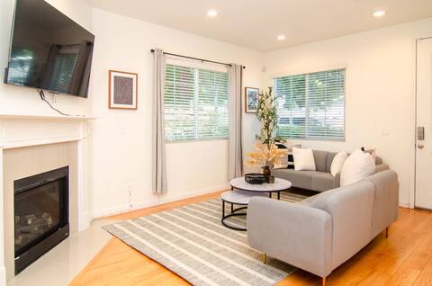 Serene Stay | Ontario Airport | Shopping