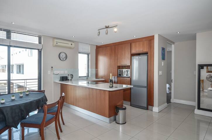 2 Bedroom Apartment – Eden on the Bay gallery image 3