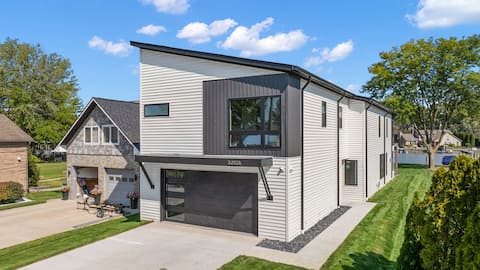 Manse Island: Experience Autumn on the River!