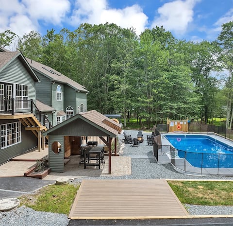 Lux Heated Pool, Pickleball, Hot Tub Sauna, Arcade