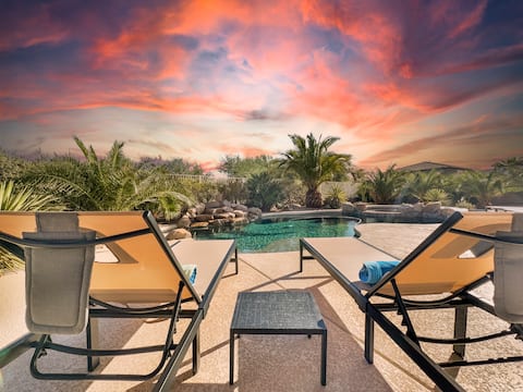 4BR w pool/spa, game room, yoga room!