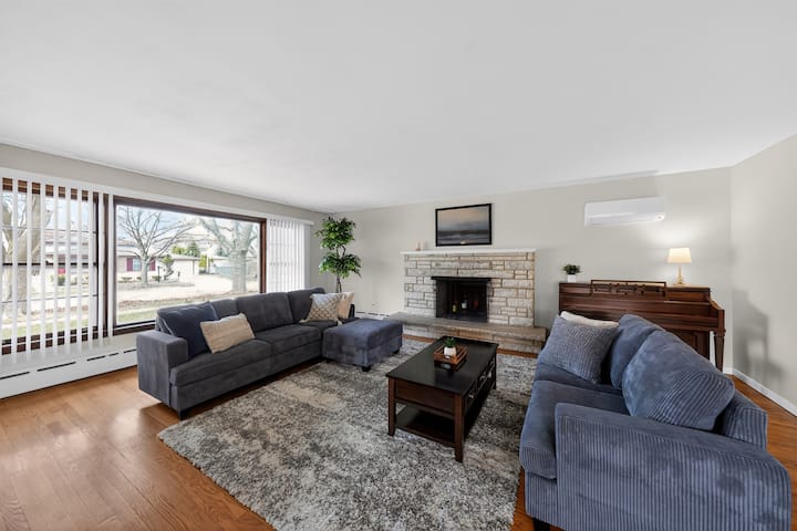 Bright & Spacious 2br Home In Niles, Il - Ideal Fo - Des Plaines, IL