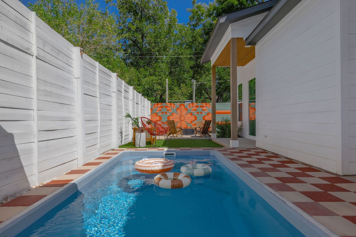 ATX Dream Home | Chillin'+Grillin' | Heated Pool