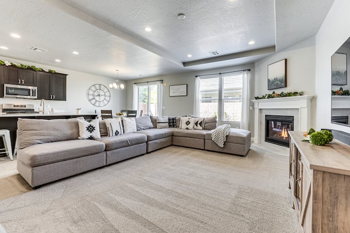 28 Mi To Zion Nat’l Park: Modern Washington Home - Washington, UT