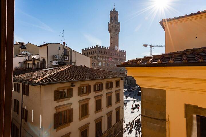 Penthouse in “Piazza della Signoria” +”Duomo” view gallery image 3