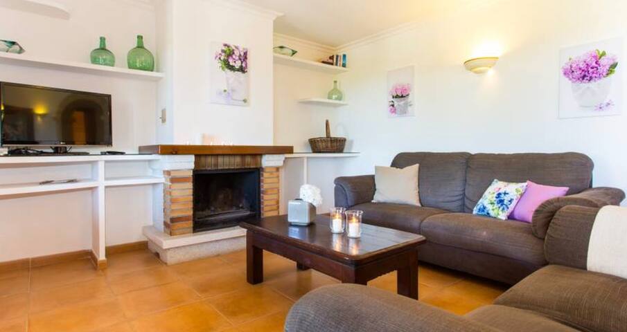 Can Biel gallery image 5