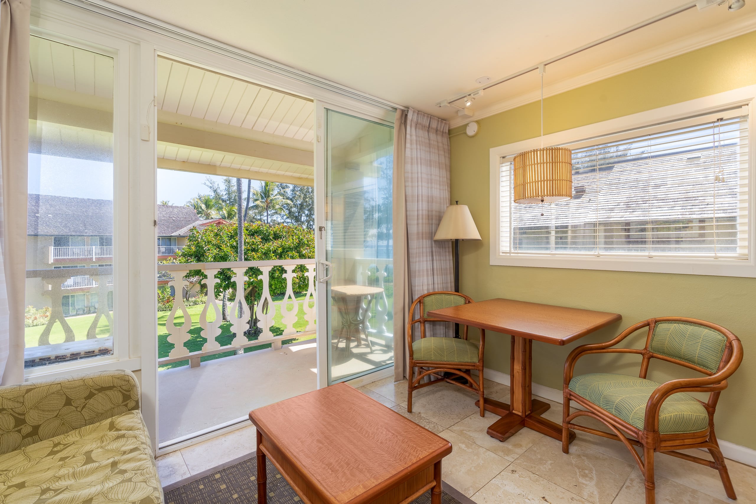 Condo in Kapaa · ★4.8 · Studio · 1 bed · 1 shared bath - Image 9