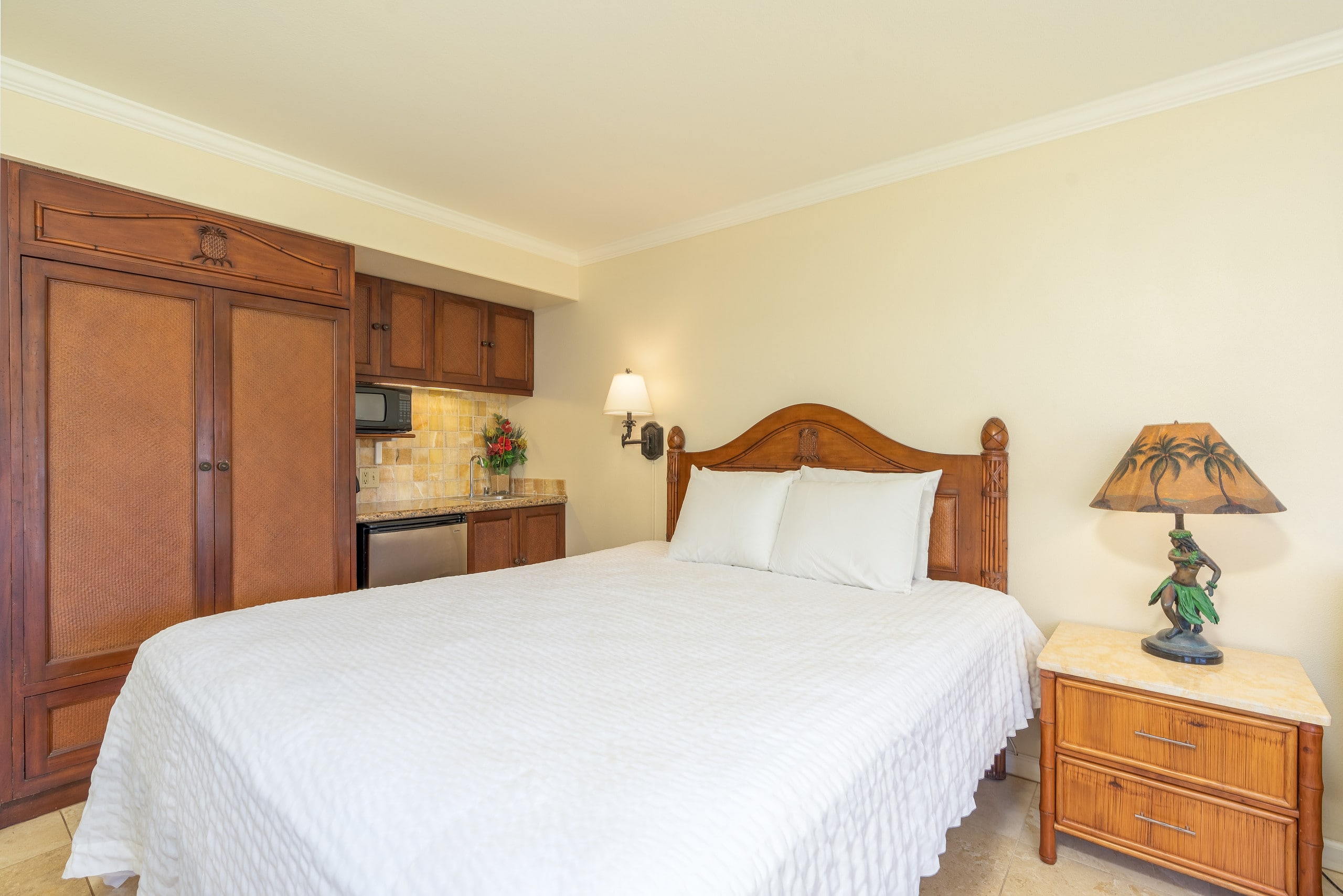 Condo in Kapaa · ★4.8 · Studio · 1 bed · 1 shared bath - Image 6
