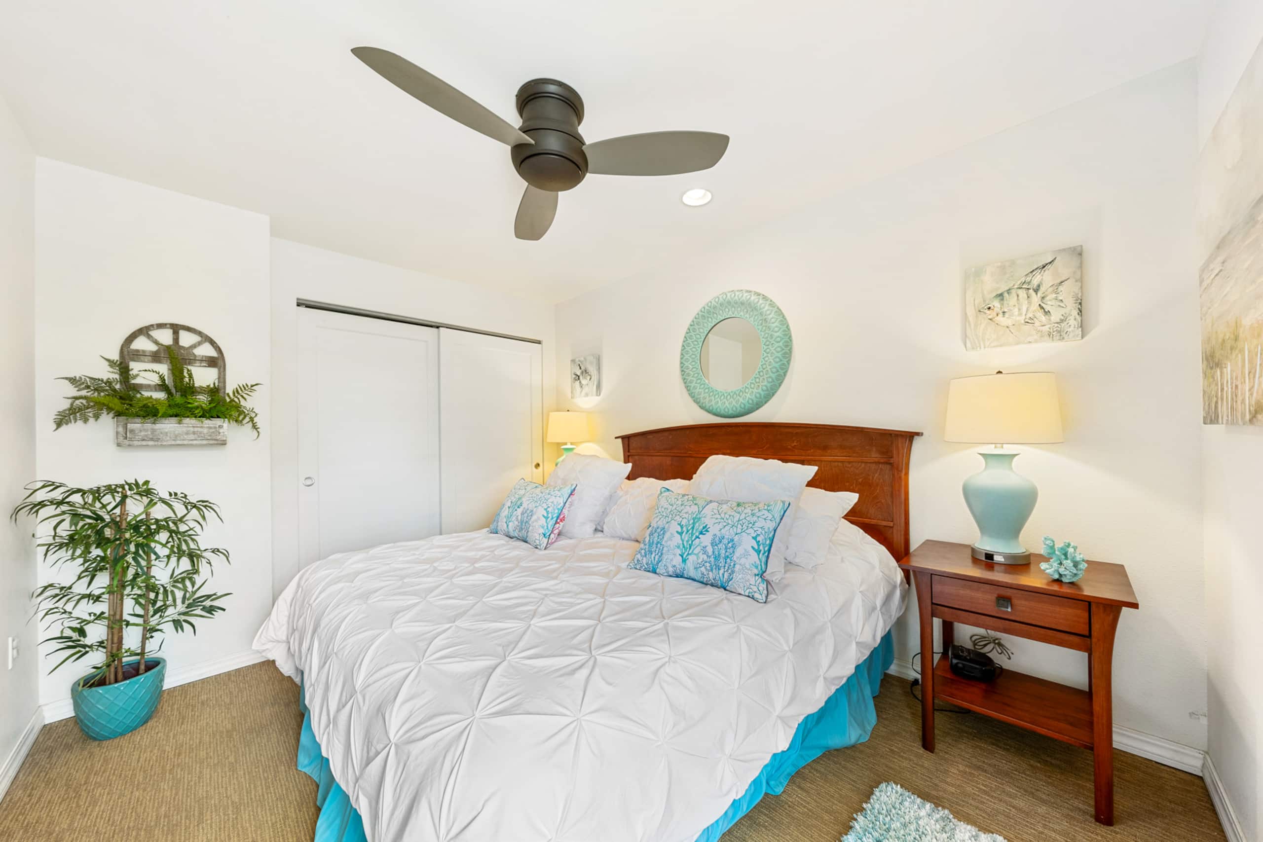 Condo in Kapaa · ★4.7 · 1 bedroom · 2 beds · 1 shared bath - Image 11