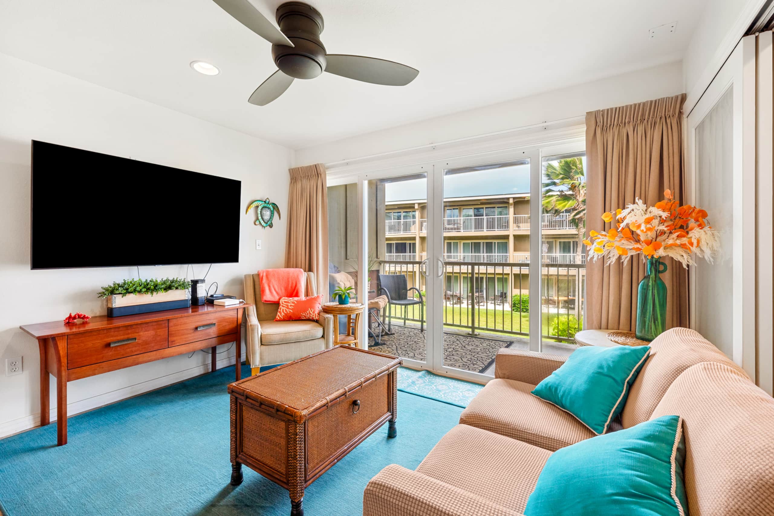 Condo in Kapaa · ★4.7 · 1 bedroom · 2 beds · 1 shared bath - Image 2