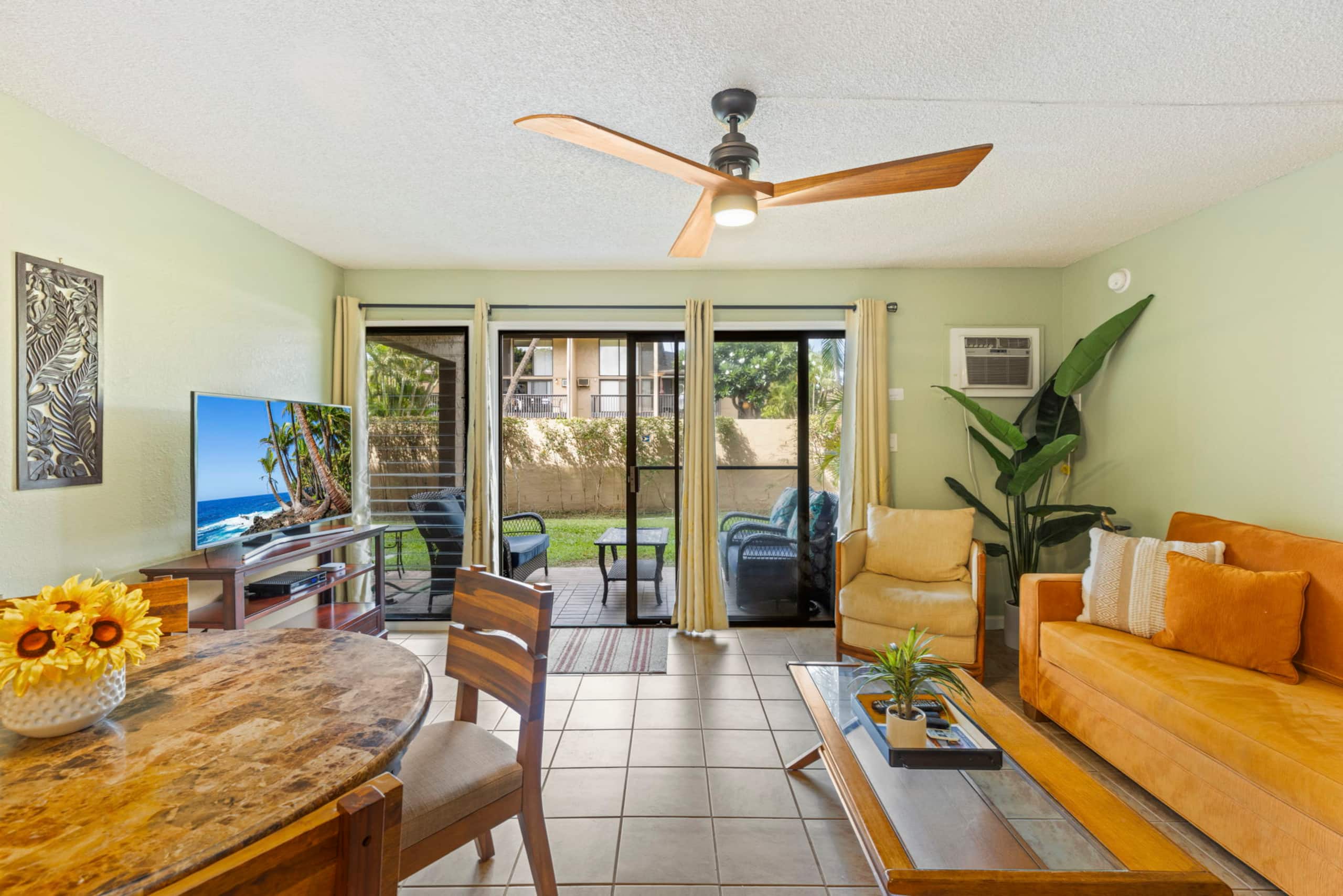 Condo in Kihei · ★4.62 · 2 bedrooms · 2 beds · 1 shared bath - Image 4