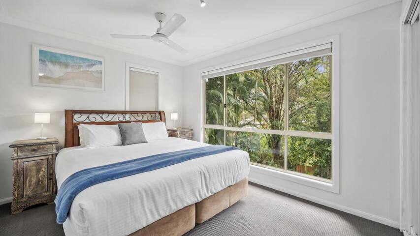 Mango Cottage 12 – Pool, 6 Bed, 5 Bath, Pets gallery image 4