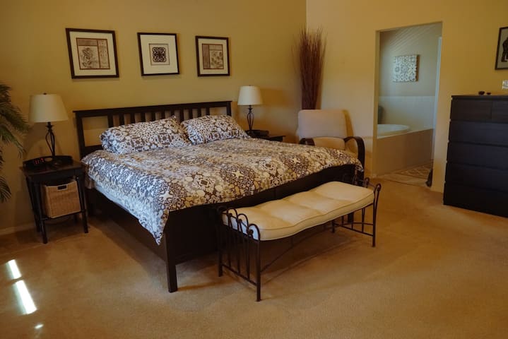 Eagle Crest Resort managed Airbnb listing 2