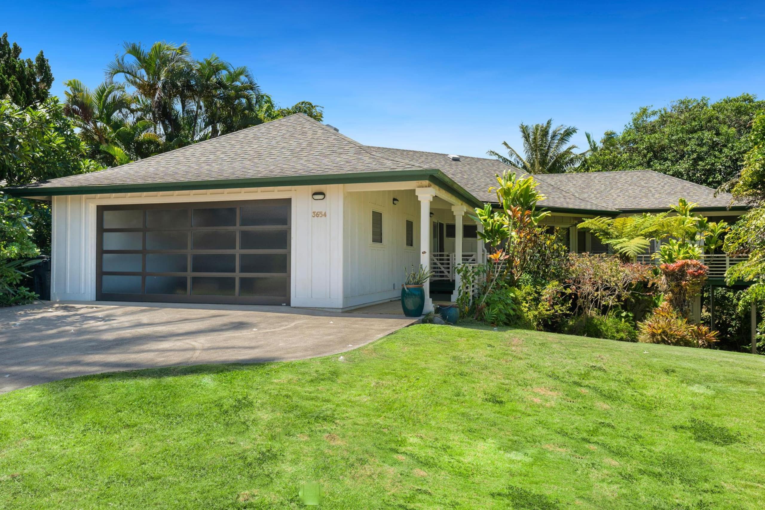 Home in Princeville · ★4.88 · 5 bedrooms · 5 beds · 3 private baths - Image 2