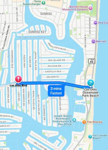 Las Olas Mansion with 2 Kings & Hot Tub gallery image 4