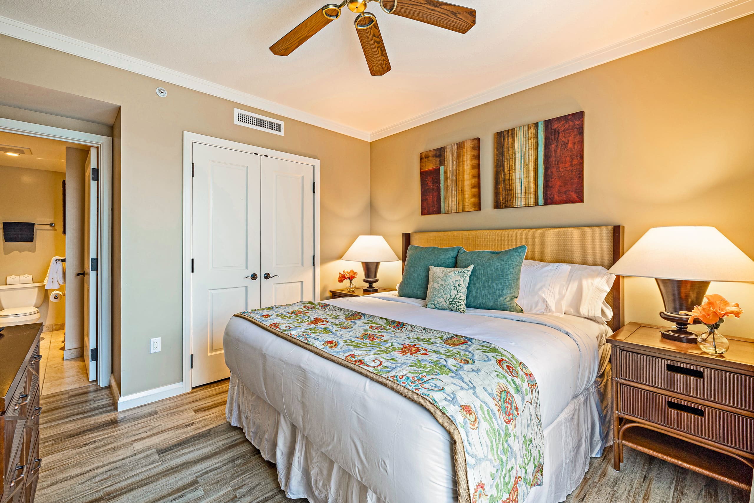 Honua Kai K232 Modern Condo Indoor-Outdoor Living - Image 23