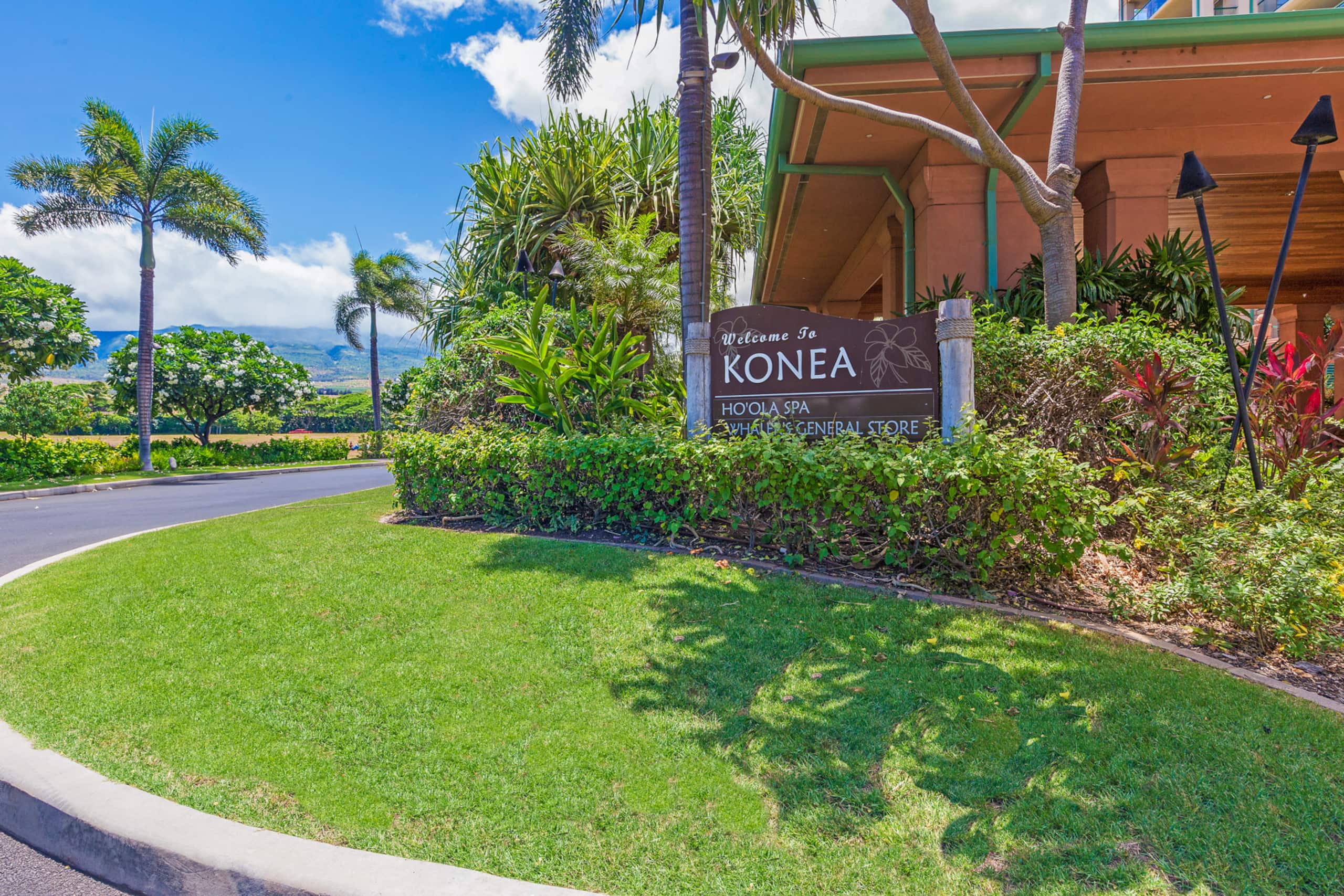 Honua Kai K232 Modern Condo Indoor-Outdoor Living - Image 39