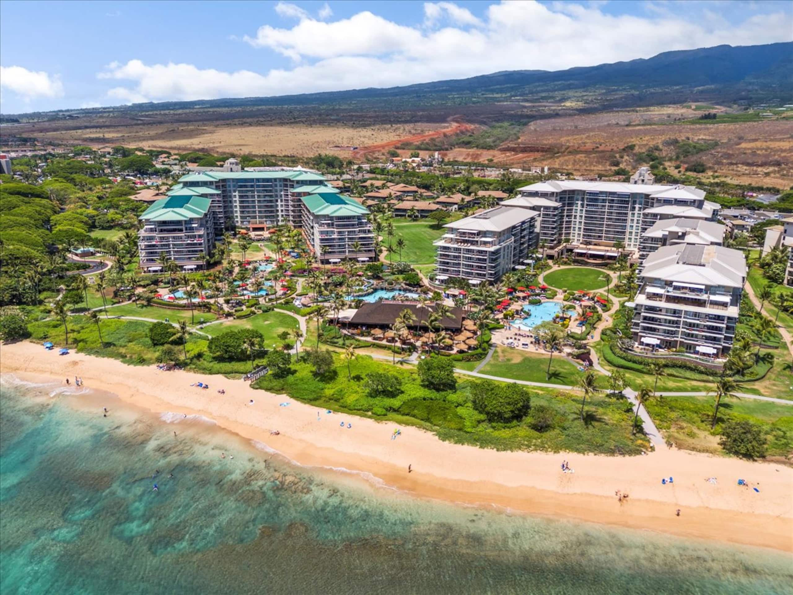 Honua Kai K232 Modern Condo Indoor-Outdoor Living - Image 28