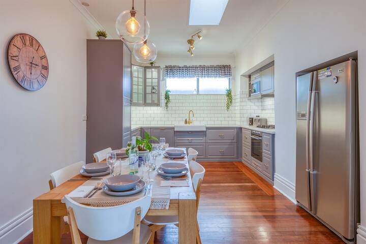 Character-Filled Home Near Scarborough Beach gallery image 5