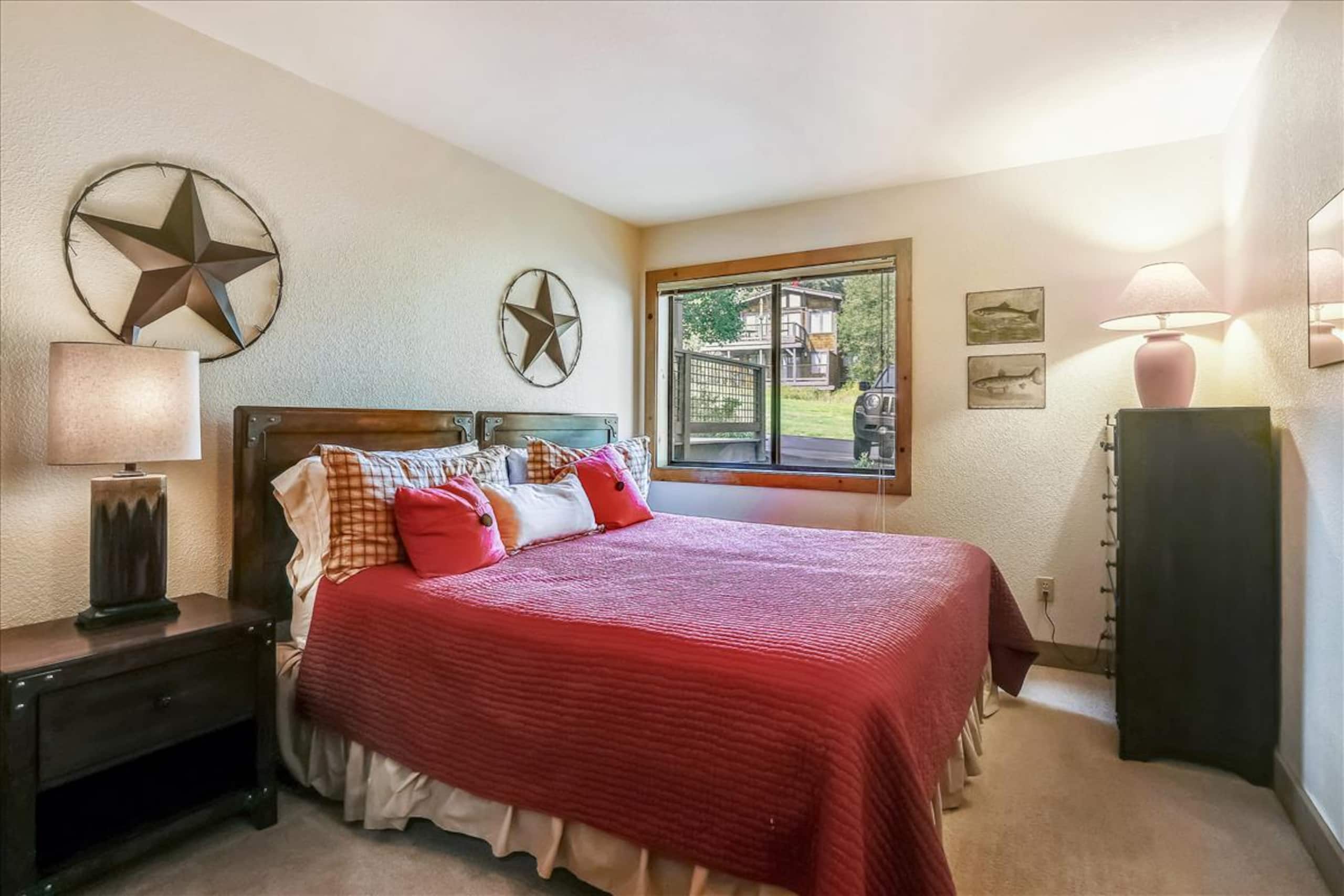 Rocky Ridge Condo with Private Beach Access - Photo 11