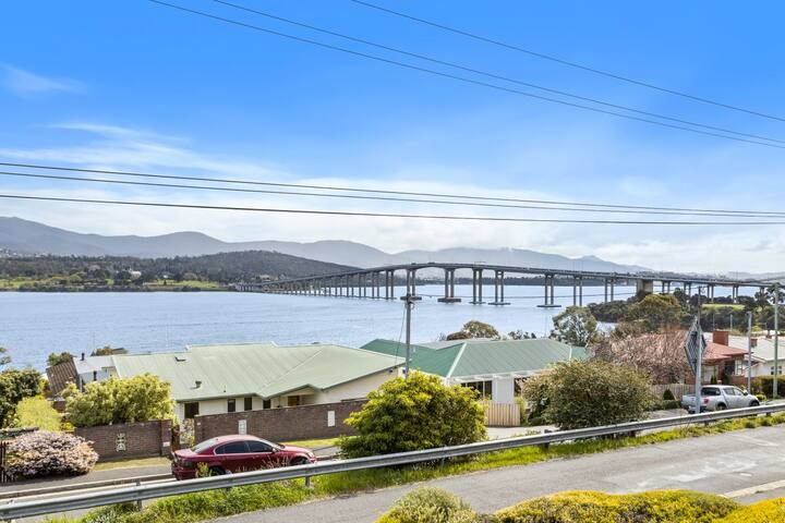 Panorama Bridge Views